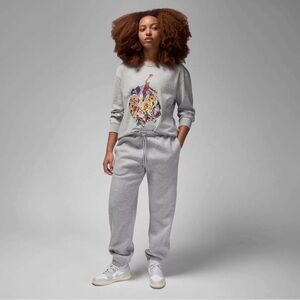 NWT NIKE JORDAN OVERSIZED LONG SLEEVE LARGE